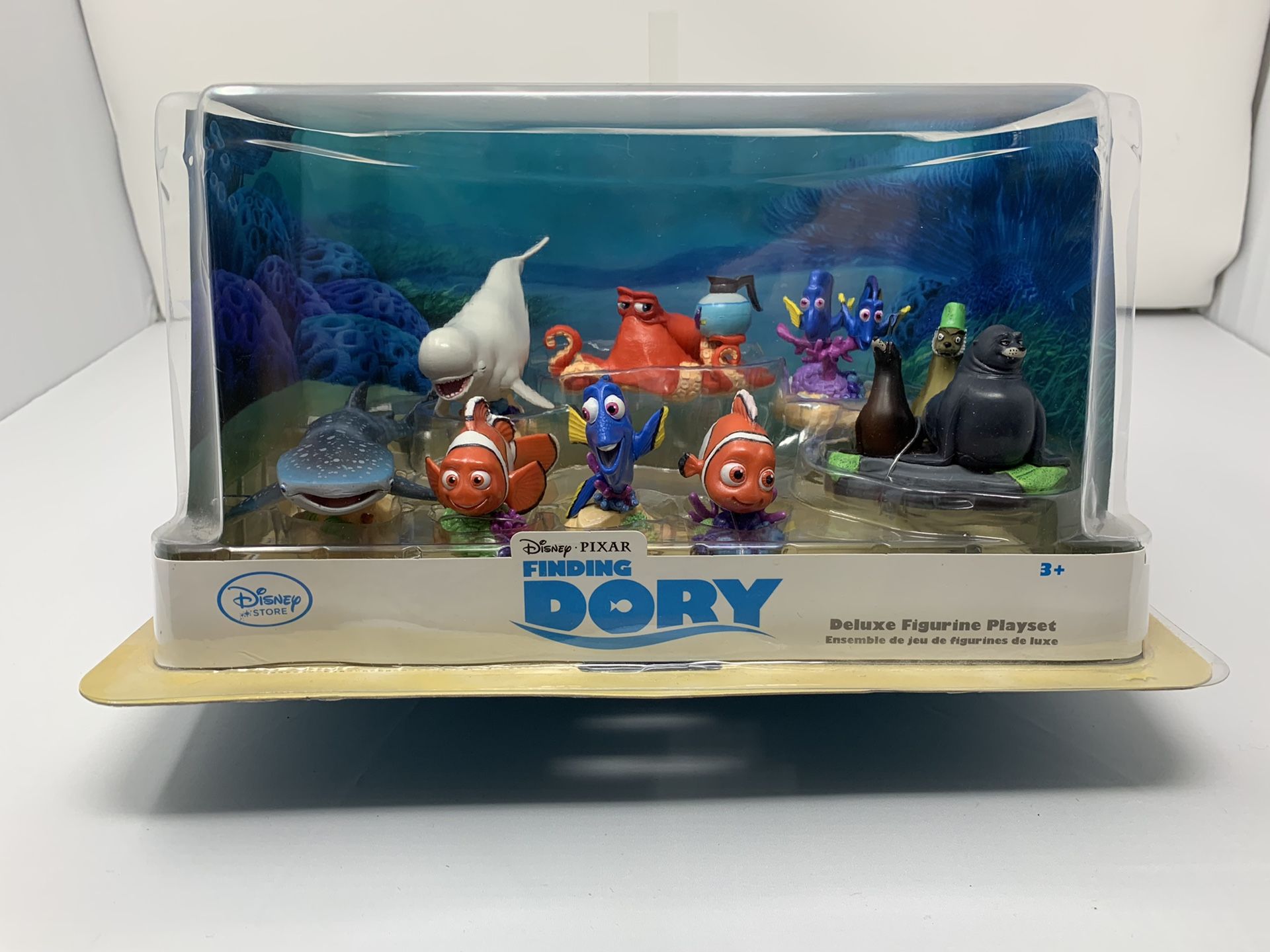 Finding Dory Deluxe Figurine Play set (Brand New)