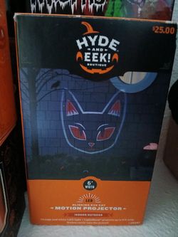 Hide and EEK projector