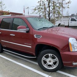 2010 Cadillac Escalade