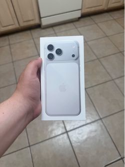 iPhone 17 pro max