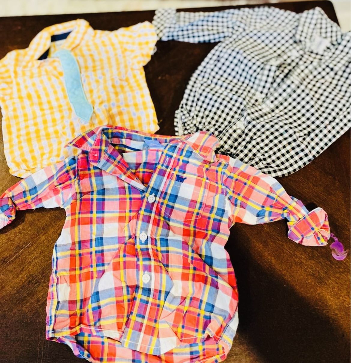 6 Pack: 3-6 Month Boy’s Plaid Onesies/Shirts; Assorted Colors & Plaid Patterns; Long & Short Sleeve Bodysuits
