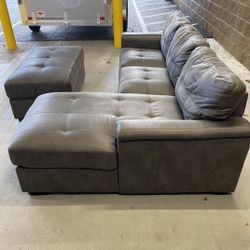 Gray 2-Pc Sectional Couch/Sofa w/Chaise 