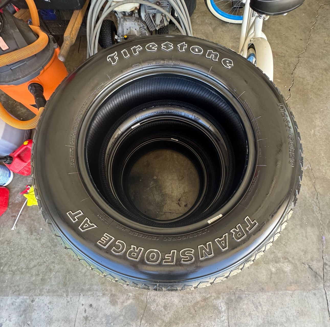 RAM 2500 LT285/60R20 FIRESTONE TRANSFORCE AT TIRES