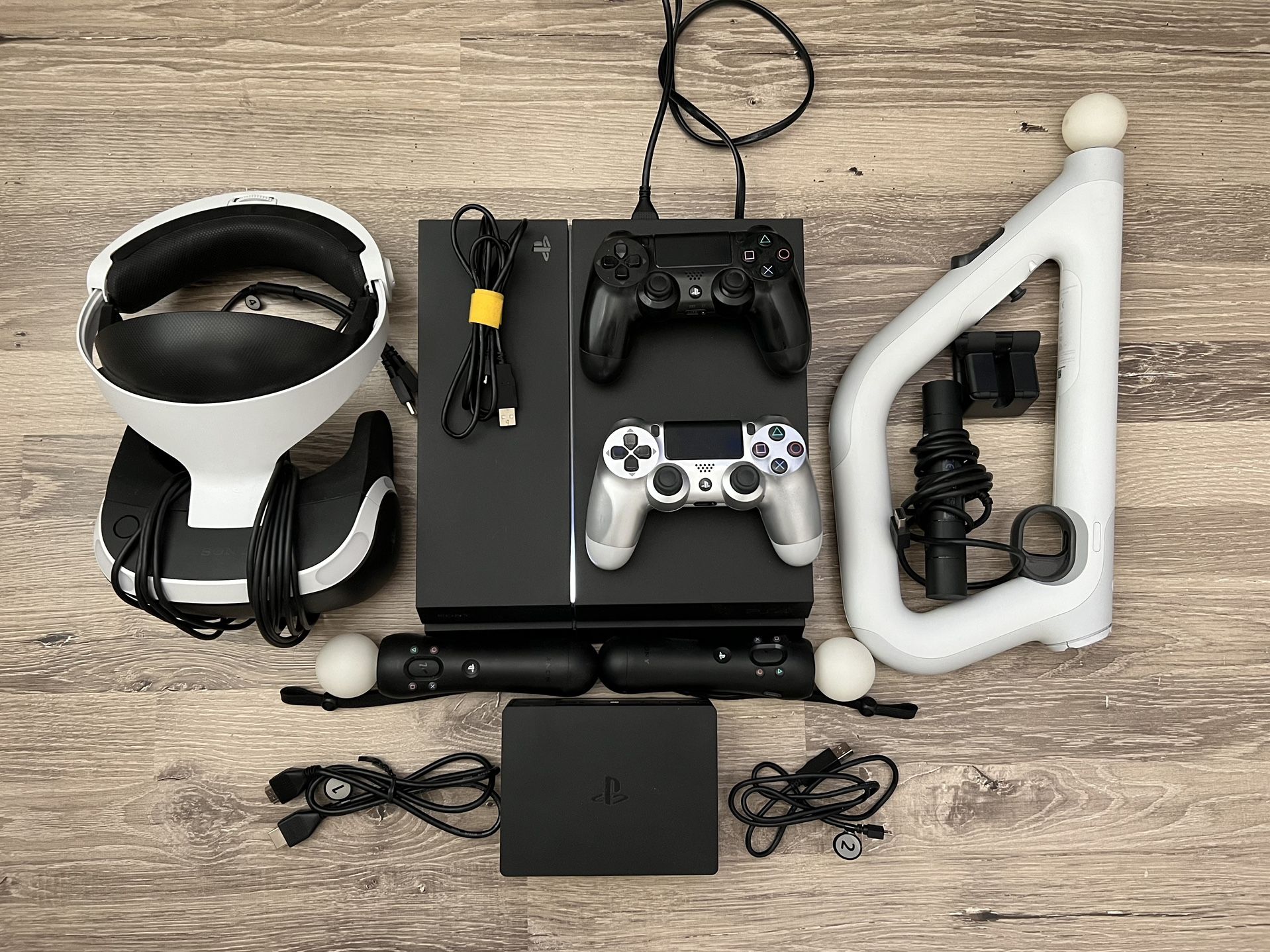 PS4 1st Gen w/ VR Headset and Accessories