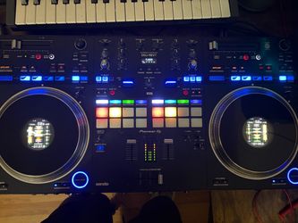 Pioneer ddj rev 7 Dj controller