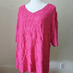 Size XL Peck&Peck Fuschia Hot Pink Textured Crew Neck Summer Short-sleeved Dress Shirt. Beetroot Purple, Bright Moves. Women's Ladies. 

91% Rayon, 5%