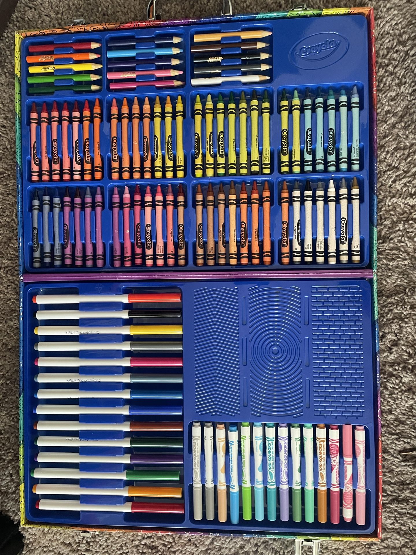 Crayola Art Set