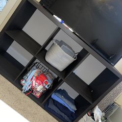 6 Cube Tv Stand/Storage Organizer New