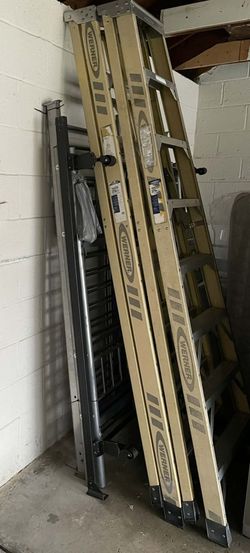 8' Foot Step Ladder