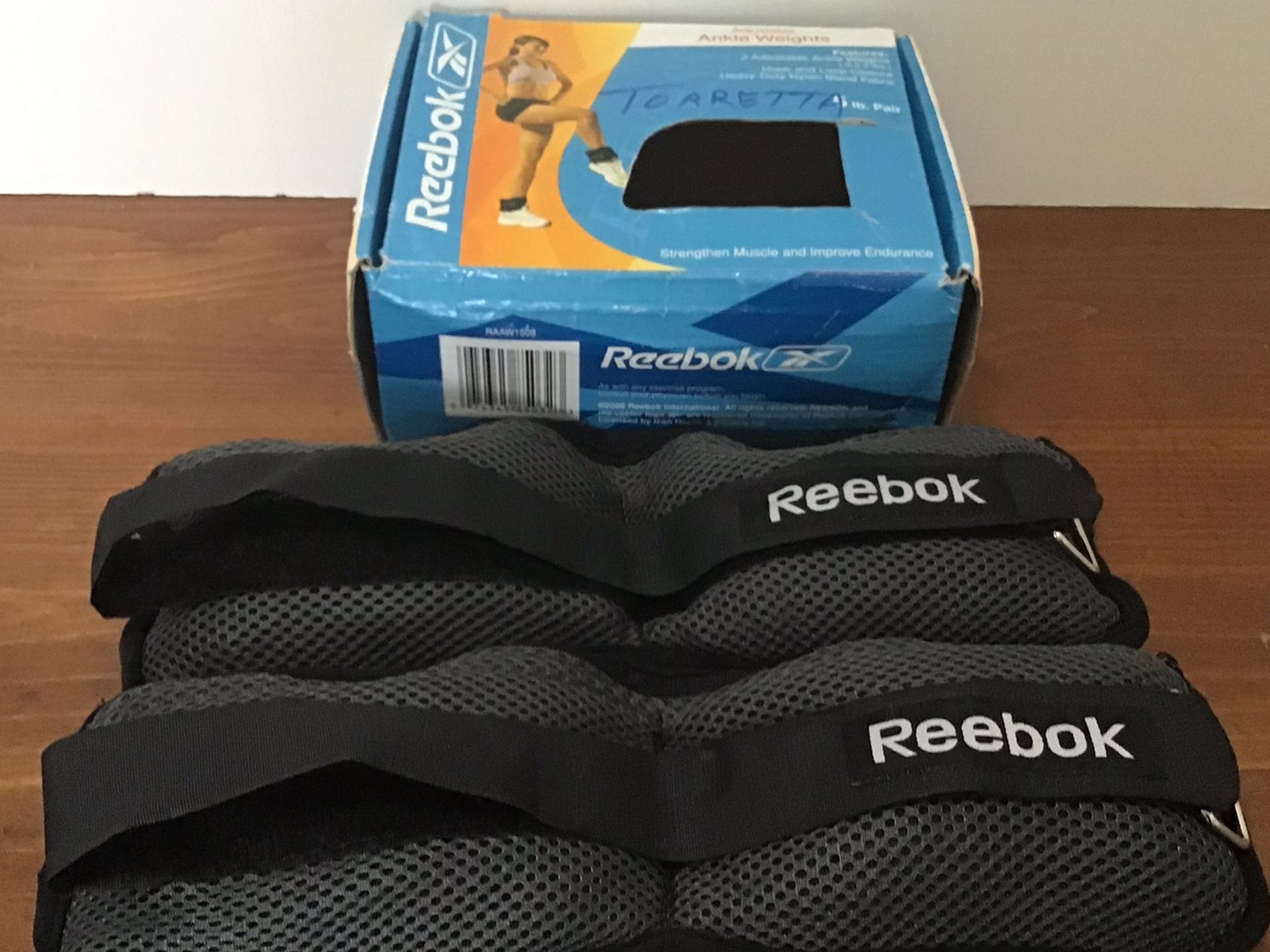 Reebok Adjustable 2.5 lbs. Each Set In Box Ankle Weights