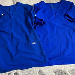 2. Figs scrub top - large size