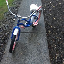 Girls Bike - Excellent - 20” Tires