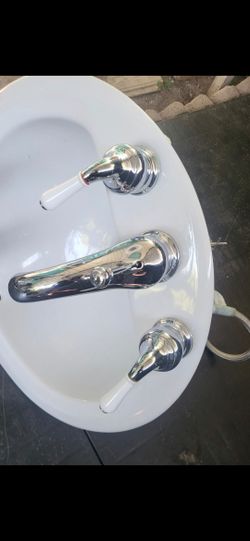 Bathroom Sink 