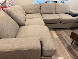 Macy’s sectional sofa - 5 seater