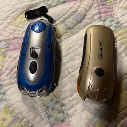 Durapro Flash light LED self powered flashlight and the blue one is the same but it also has radio and stuff like that on it so $10 for the goal al in