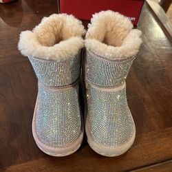 Doe a Dear girls size 9