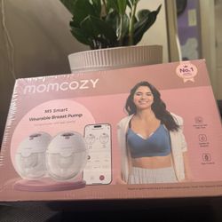 Momcozy M5 Smart Wearable Breast Pump New Sealed