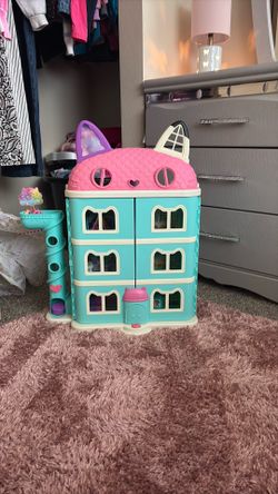 Gabby dollhouse