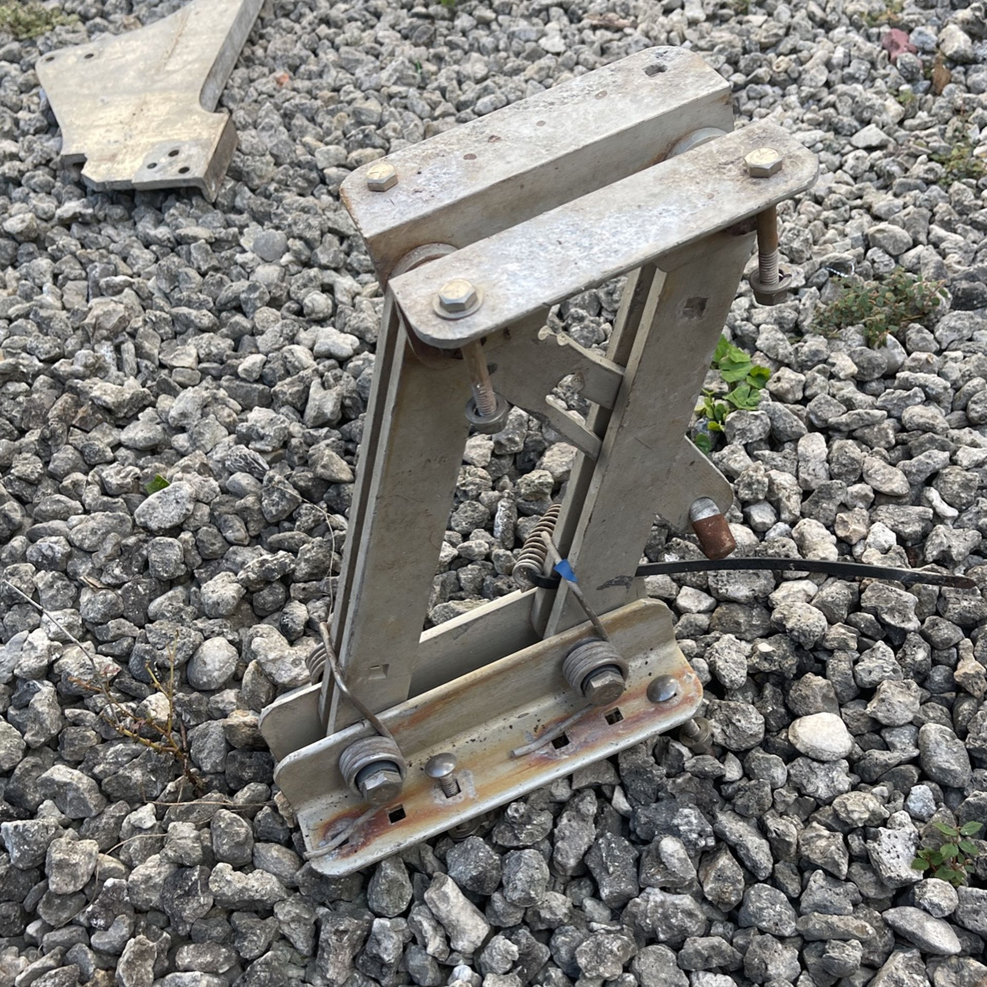 Outboard Motor Bracket