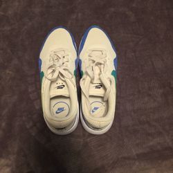Womens Nikes