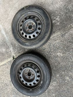 1 Good Rim With Good Tire 14” 4/100 Bolt Pattern