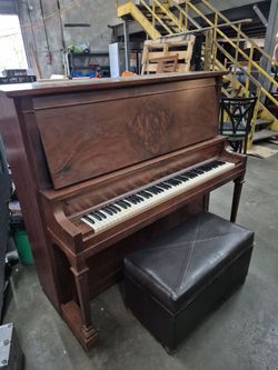 Vintage shoninger piano