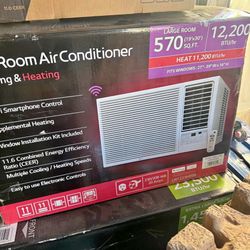 LG 12,200 BTU 230/208-Volt Window Air Conditioner with Cool, Heat and Wi-Fi Control in White,