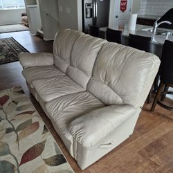 Leather Couch With Recliner 