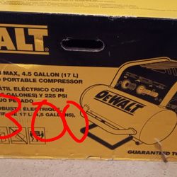 Air Compressor DeWalt Heavy Duty 