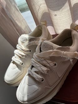 Uggs / Ugg Shoes