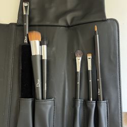 Dior Makeup Brushes With Travel Case  