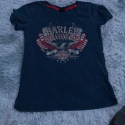 2 Harley Davisson T-shirts