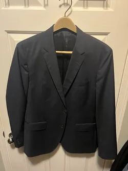 Hugo Boss 42R Navy Glen Plaid Wool Suit – Super 100s – Like New