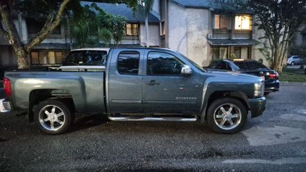 Chevrolet silverado two thousand eleven