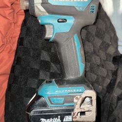 Makita Impact Brushless Motor W/ Charger