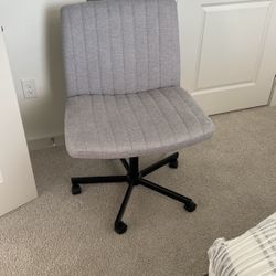 Wide-deep Computer Chair 
