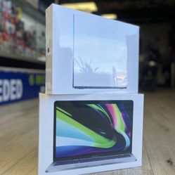 MacBook Pro 13 inch M2 Chip & MacBook Air M2 Chip Available 