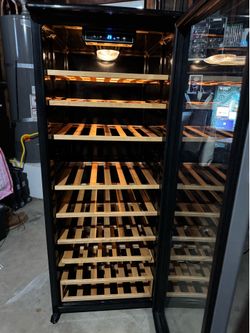 Sillouette Wine Cellar / Refrigerator Wine