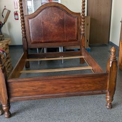 Queen Bed Includes Frame And Box Spring. Located In The City Of Orange. $100. 