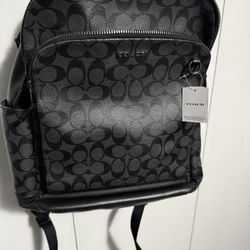 Coach signature  back pack 