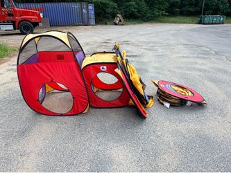 Play Hut Pop up tent and tunnel set
