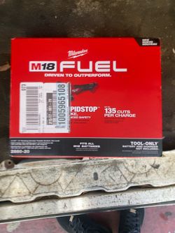 Milwaukee M18 Grinder