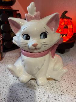 DISNEY MARIE COOKIE CANISTER