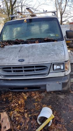 2001 Ford E350