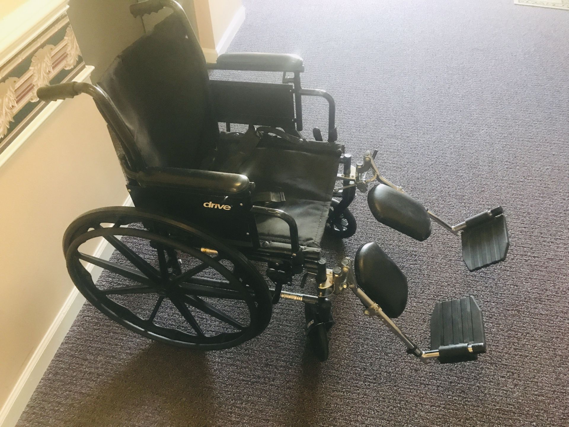 Wheelchair 18 inches