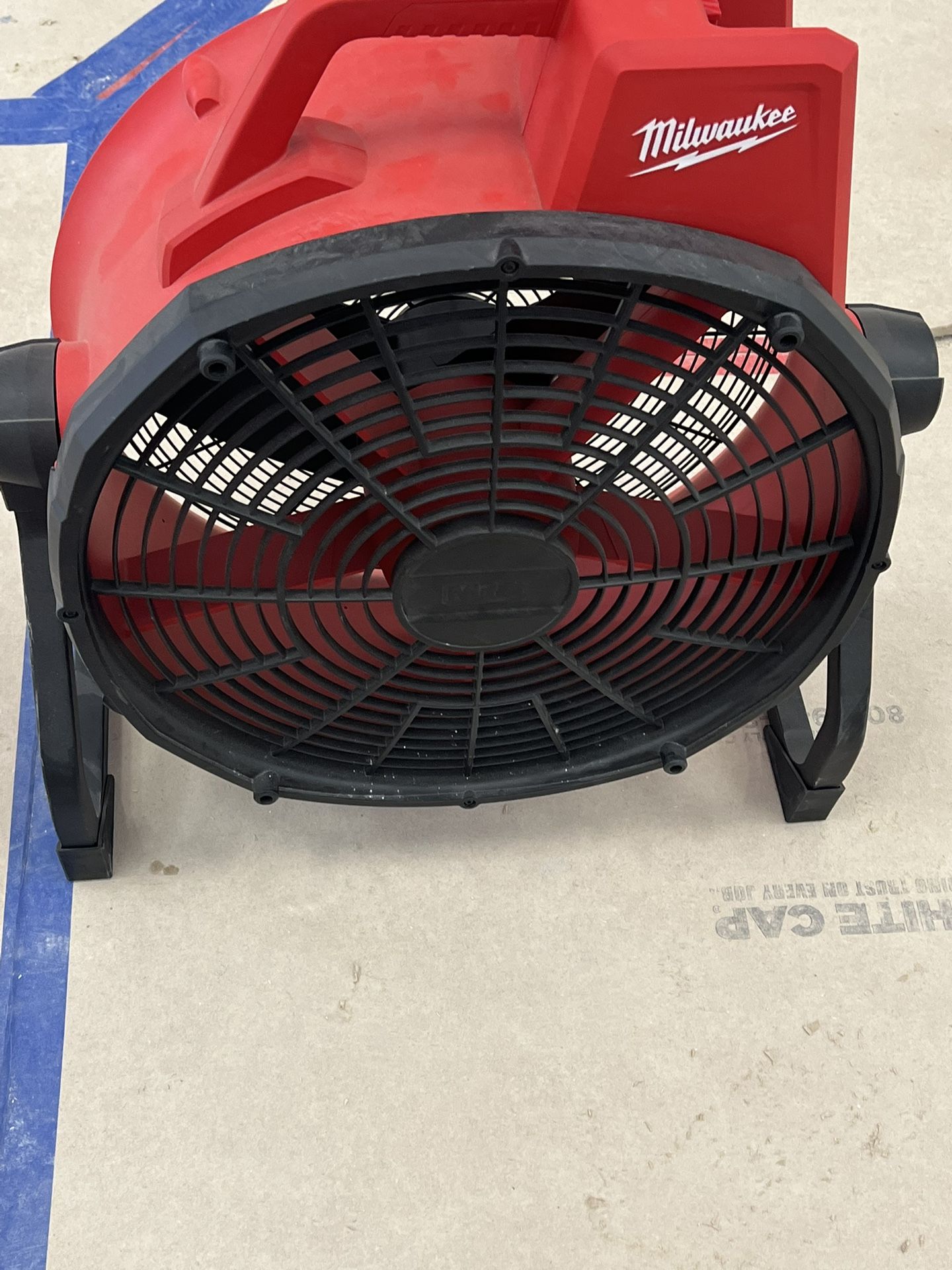 Brand New Milwaukee M 1818 Inch Fan Big One