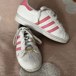 Girls Adidas Shoes 