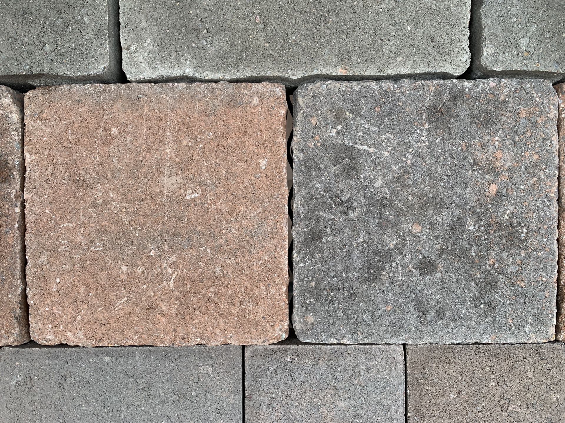 Dublin Sedona Blend 9x9 Belgard Pavers - Landscaping Materials