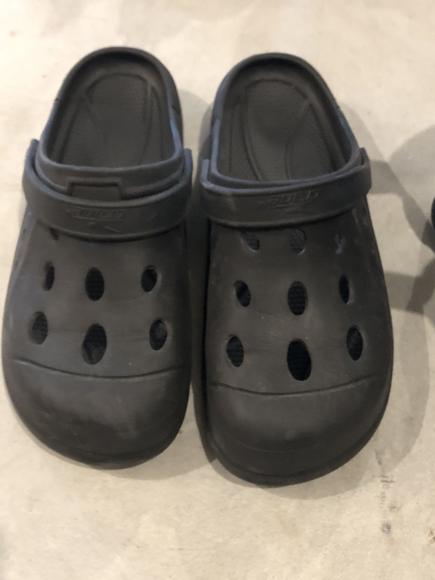 Men’s XL Slip-ons