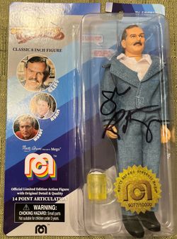 John Ratzenberger signed Cliff Clavin Cheers Figure